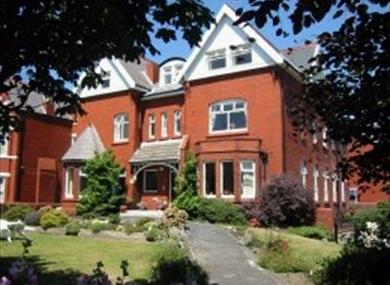 York House Holiday Apartments