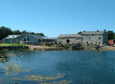 Thumbnail for Lakeside Lodge 6