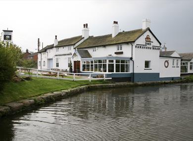 The Saracens Head - Pub/Inn in Ormskirk, Halsall - Visit Lancashire